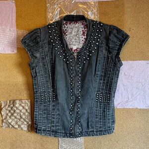 GUESS Charcoal Studded Women's Top